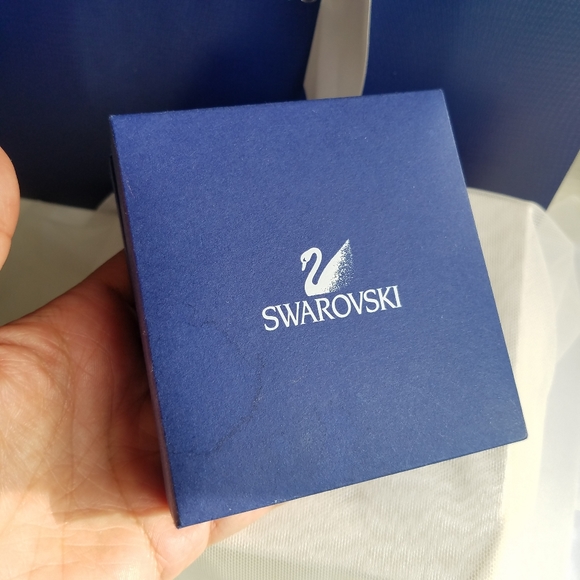 AUTHENTIC Swarovski Large Magenta Purple Teardrop Necklace & Earrings SET - Picture 15 of 16